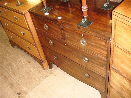 Regency mahogany straight front chest(-)